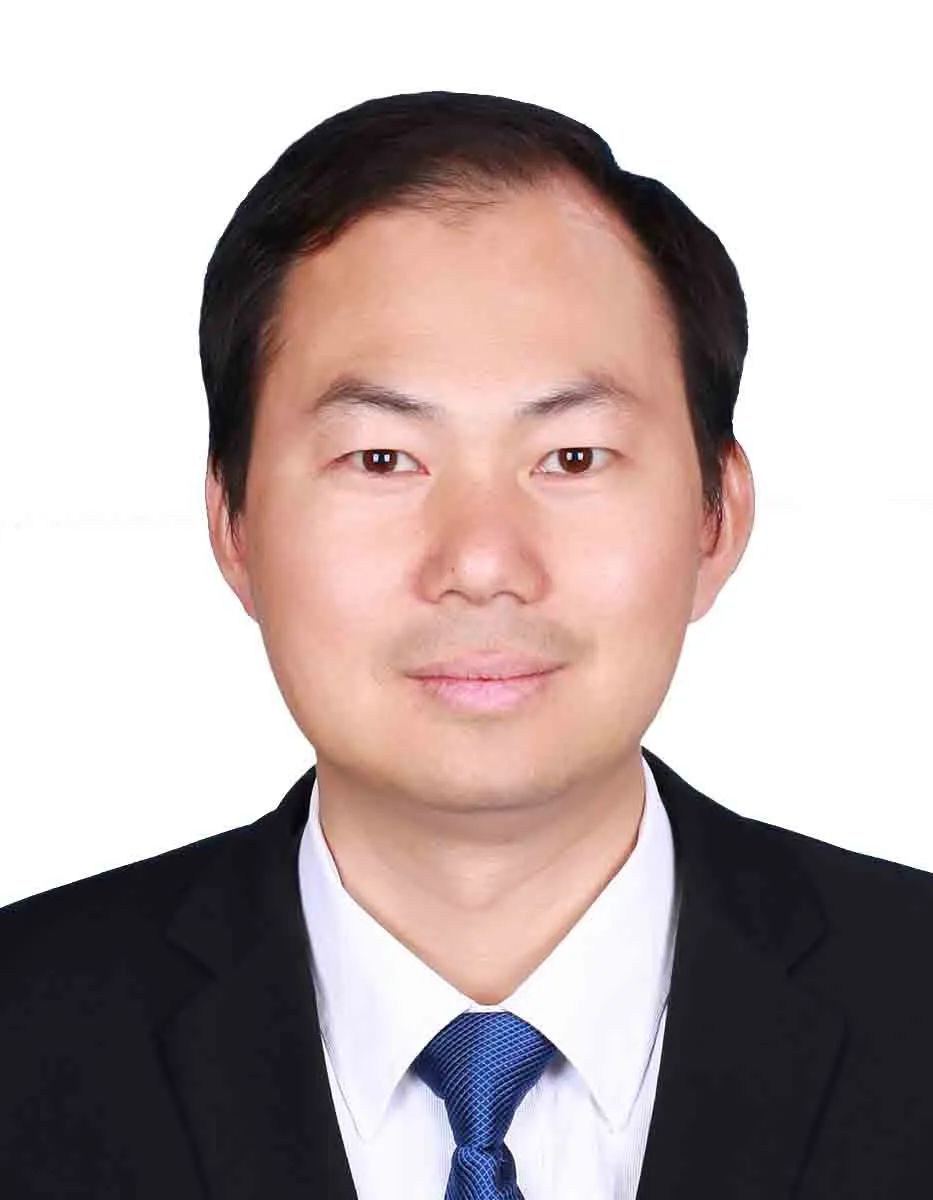 首席杨树华.png